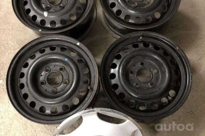 Mercedes, stal tłoczona