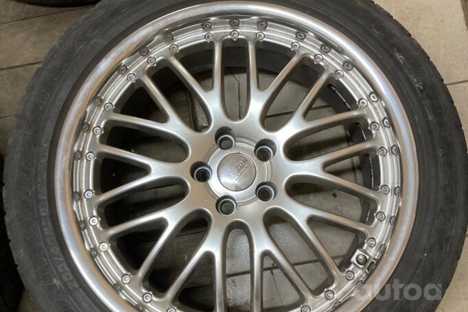 Larzon Panamera, stop lekki