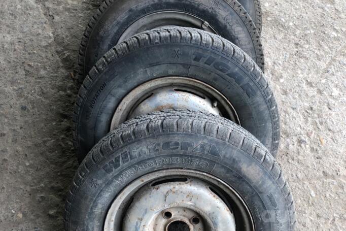 ınne, stal tłoczona