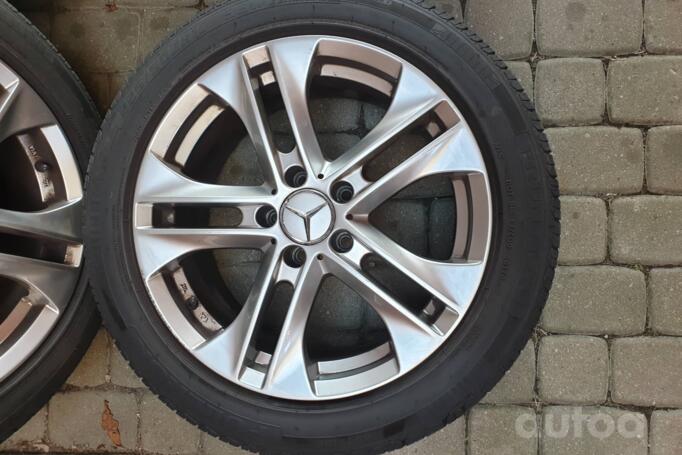 Mercedes, stop lekki