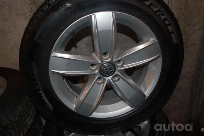 VW Passat B8, stop lekki