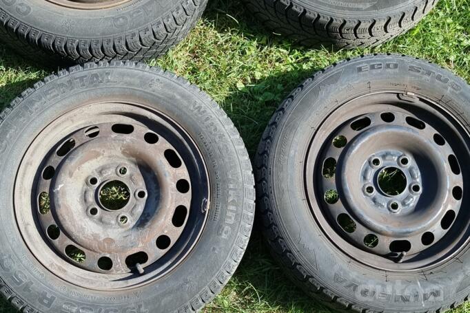 ınne, stal tłoczona