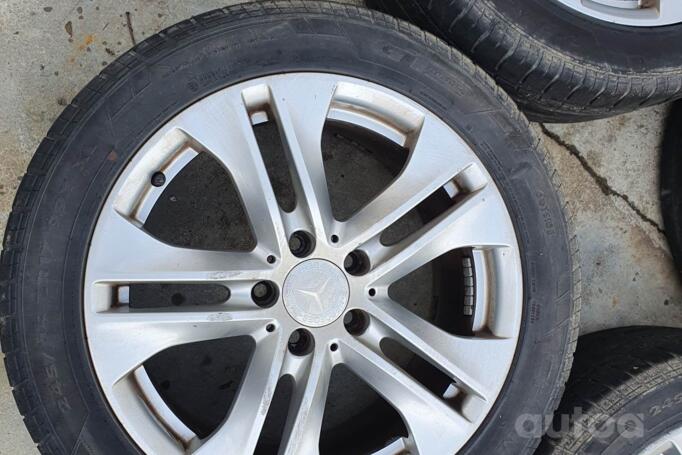 Mercedes, stop lekki