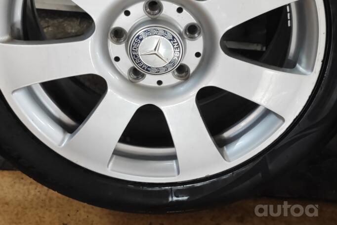 Mersedes, stop lekki