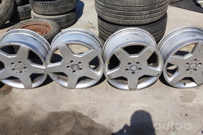 Mercedes, stop lekki