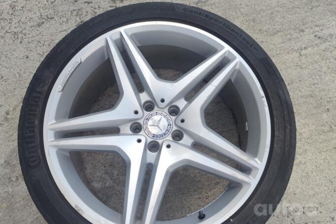 Mercedes-Benz, stop lekki