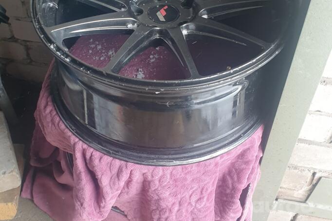 Japan Racing JR11, stop lekki