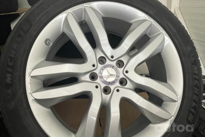 Mercedes-Benz, stop lekki