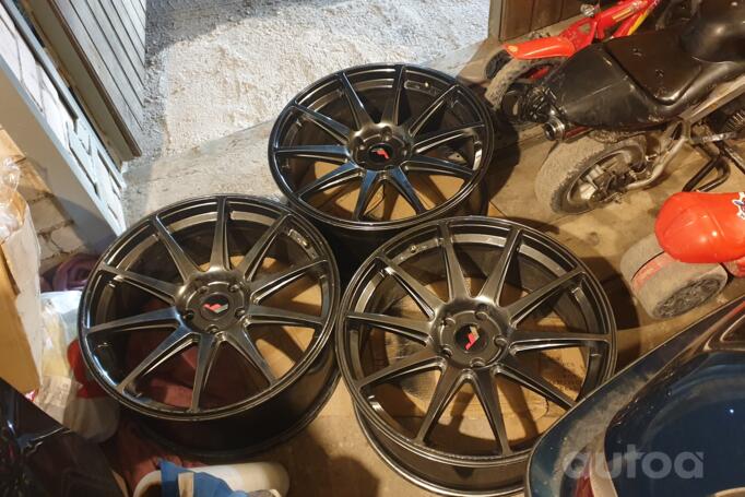 Japan Racing JR11, stop lekki