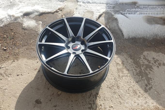 Japan Racing JR11, stop lekki