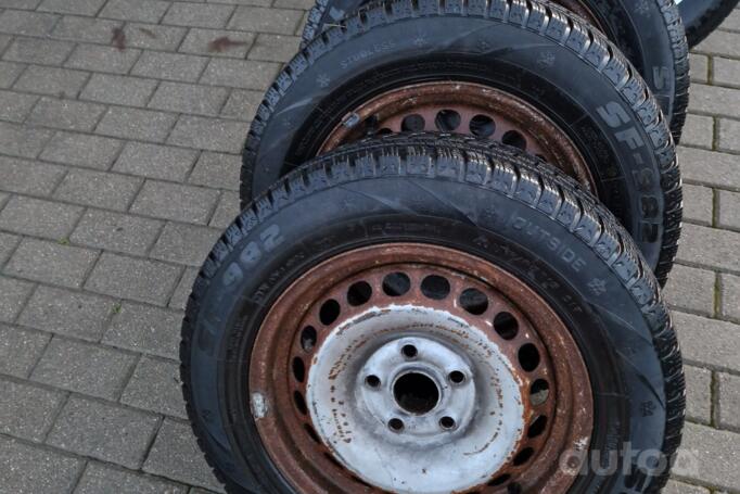 ınne, stal tłoczona