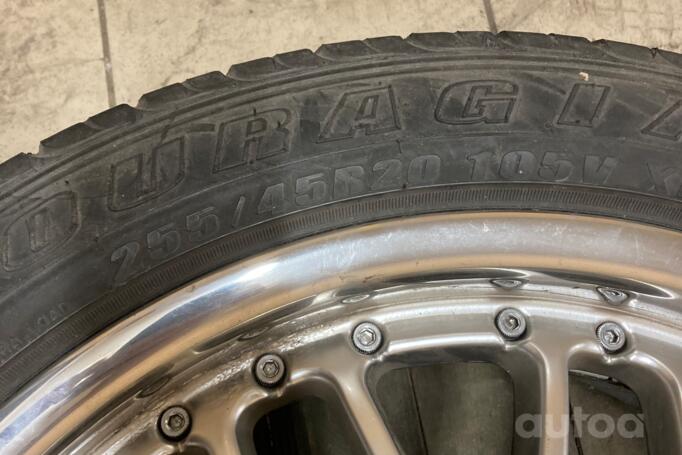 Larzon Panamera, stop lekki