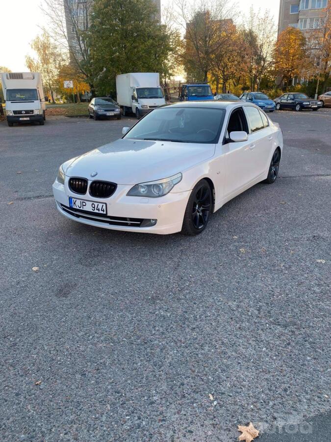 BMW 5 Series E60/E61 Sedan