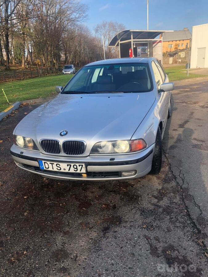 BMW 5 Series E39 Touring wagon