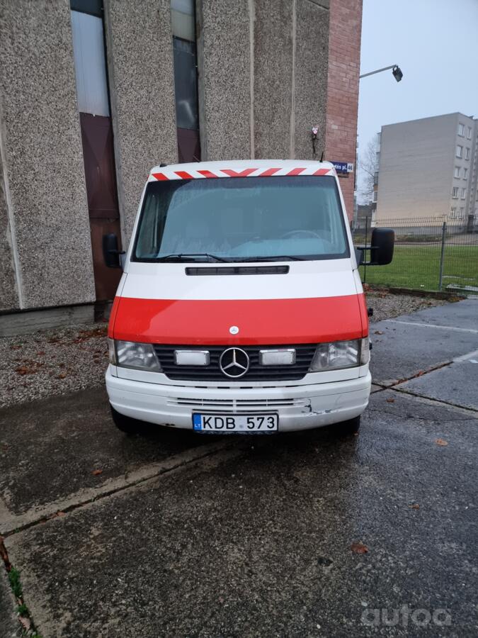 Mercedes-Benz Sprinter First generation