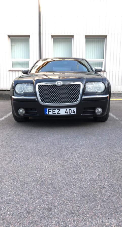 Chrysler 300C 1 generation Sedan 4-doors