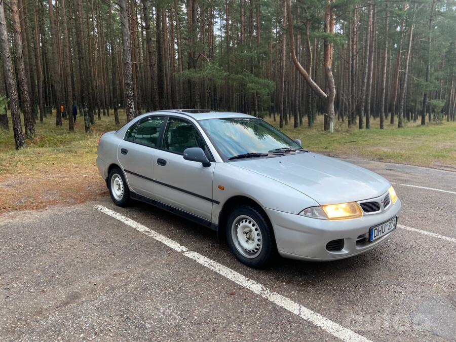 Mitsubishi Carisma 1 generation Liftback