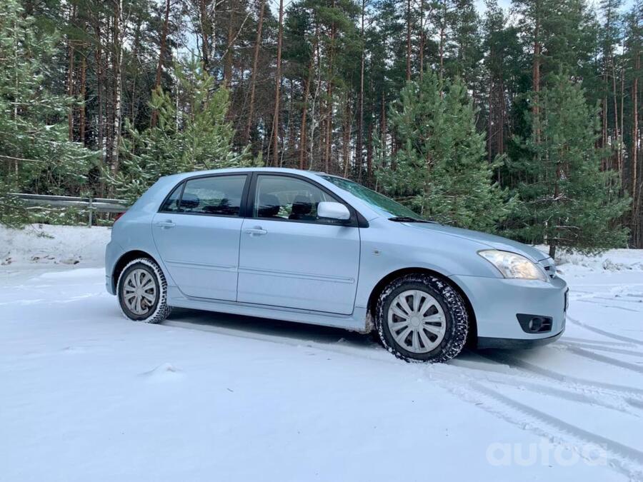 Toyota Corolla E120 Hatchback 5-doors
