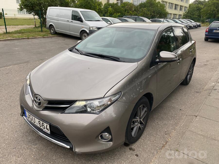 Toyota Auris 2 generation Hatchback 5-doors