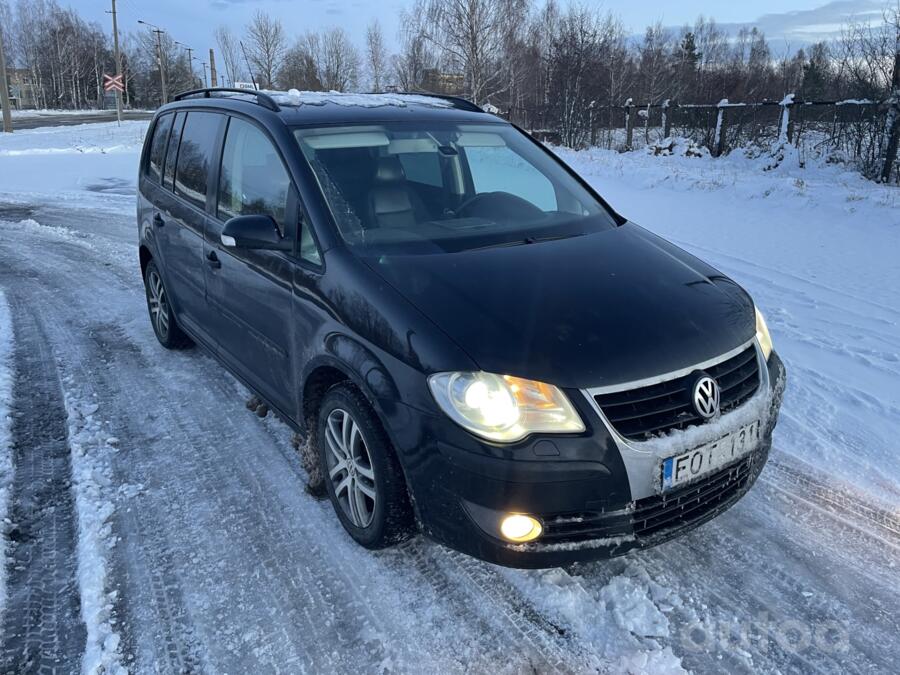 Volkswagen Touran 1 generation [restyling] Minivan 5-doors