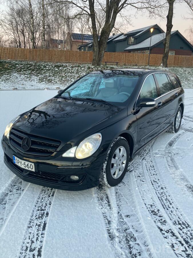 Mercedes-Benz R-Class W251 AMG minivan