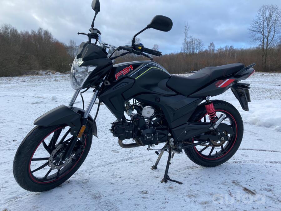 Junak B20