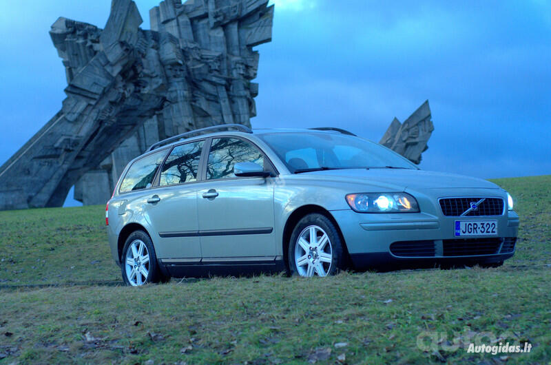 Volvo V50 1 generation wagon
