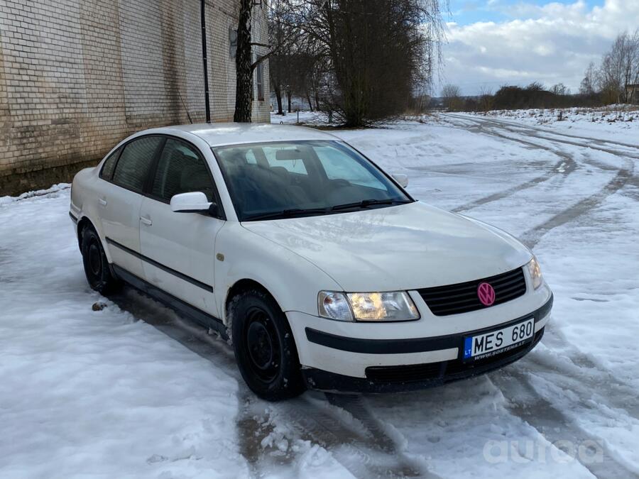 Volkswagen Passat B5 Sedan 4-doors