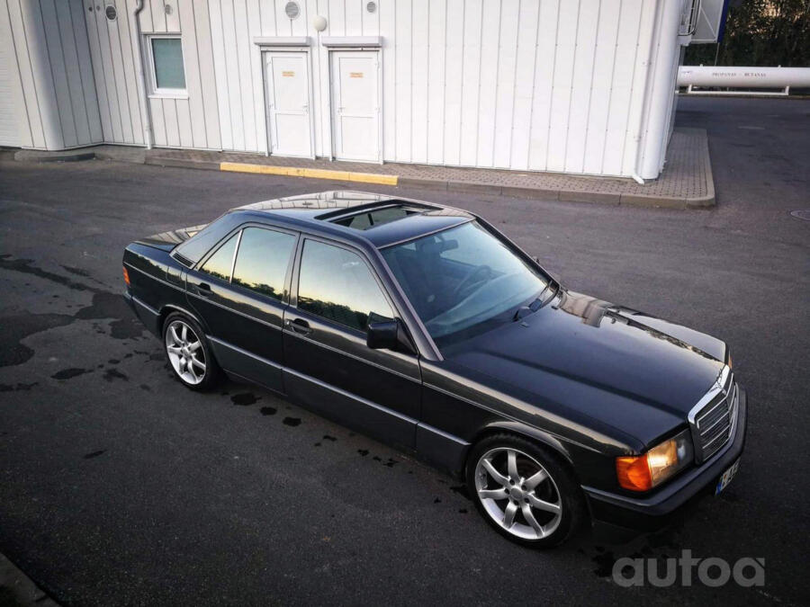 Mercedes-Benz 190 (W201) 1 generation