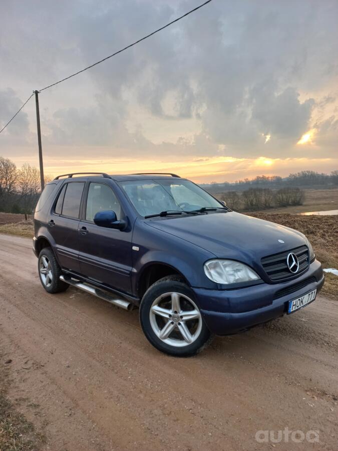 Mercedes-Benz M-Class W163 AMG crossover 5-doors