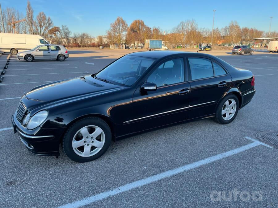 Mercedes-Benz E-Class W211 Sedan