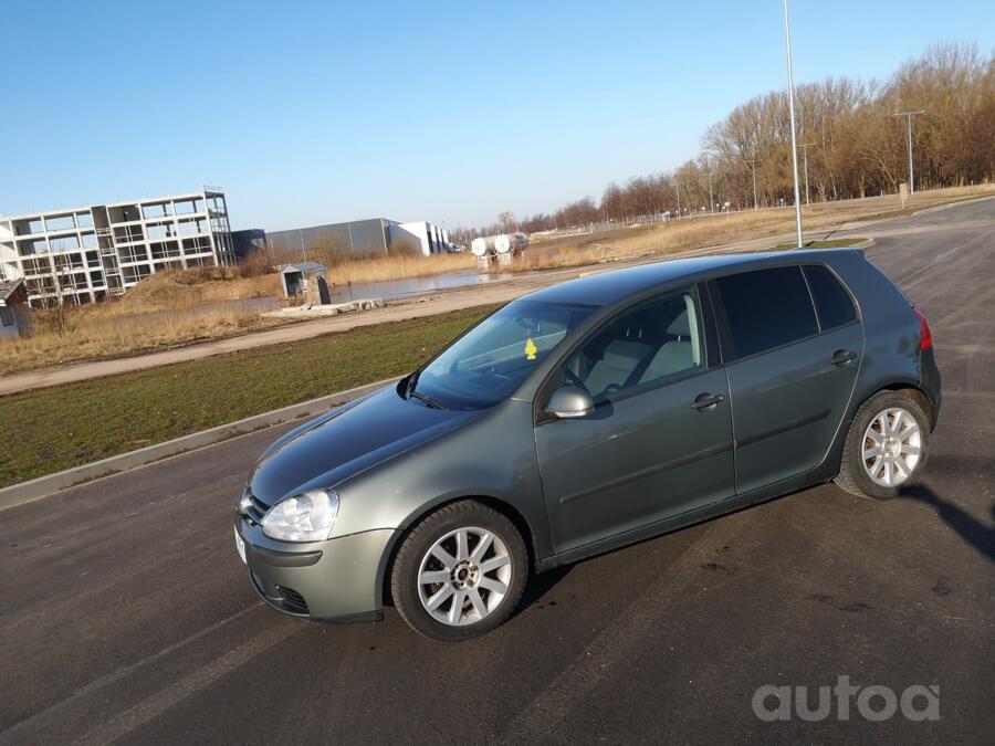 Volkswagen Golf 5 generation Hatchback 5-doors