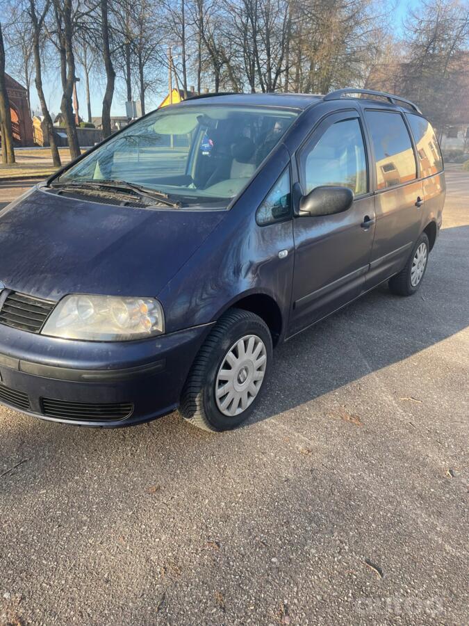 SEAT Alhambra 1 generation [restyling] Minivan