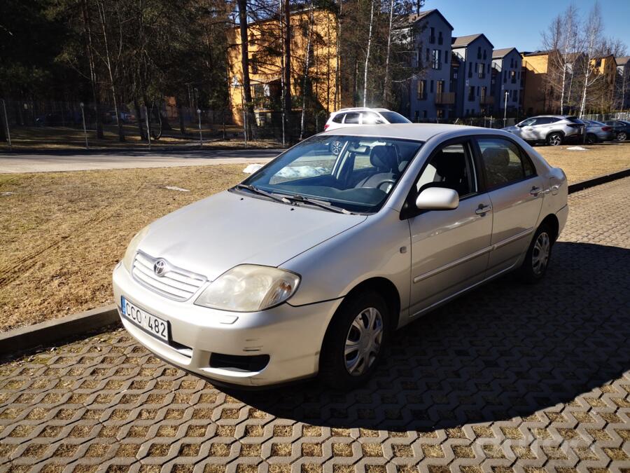 Toyota Corolla E120 Sedan 4-doors