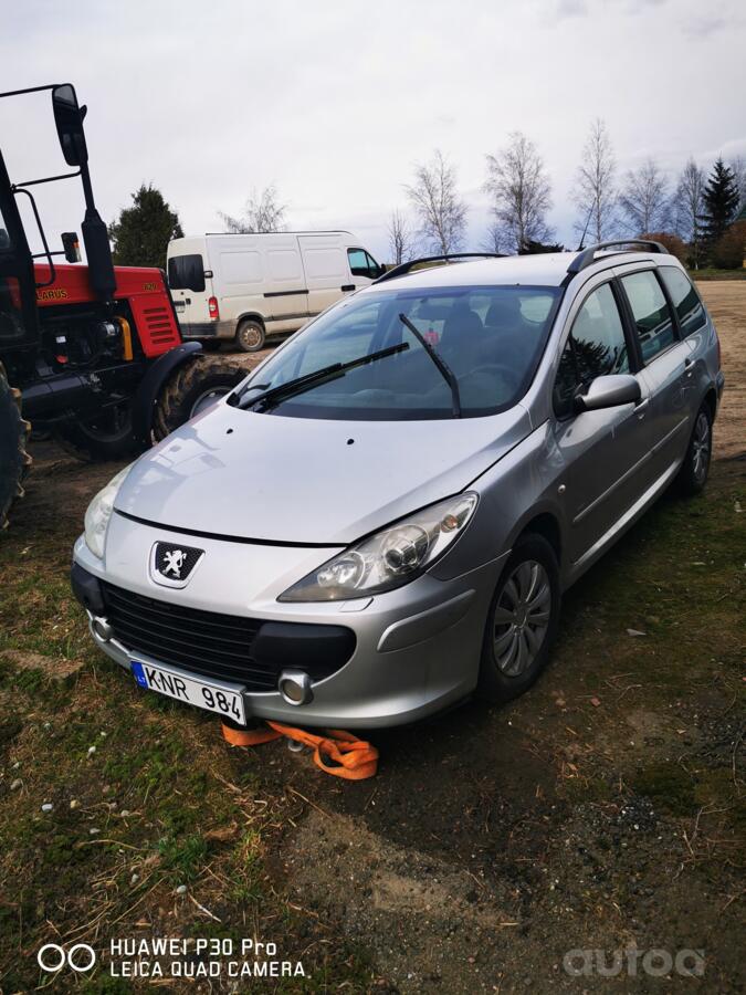 Peugeot 307 1 generation [restyling] Hatchback 5-doors