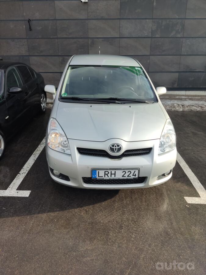 Toyota Corolla Verso 1 generation [restyling] -2 generation