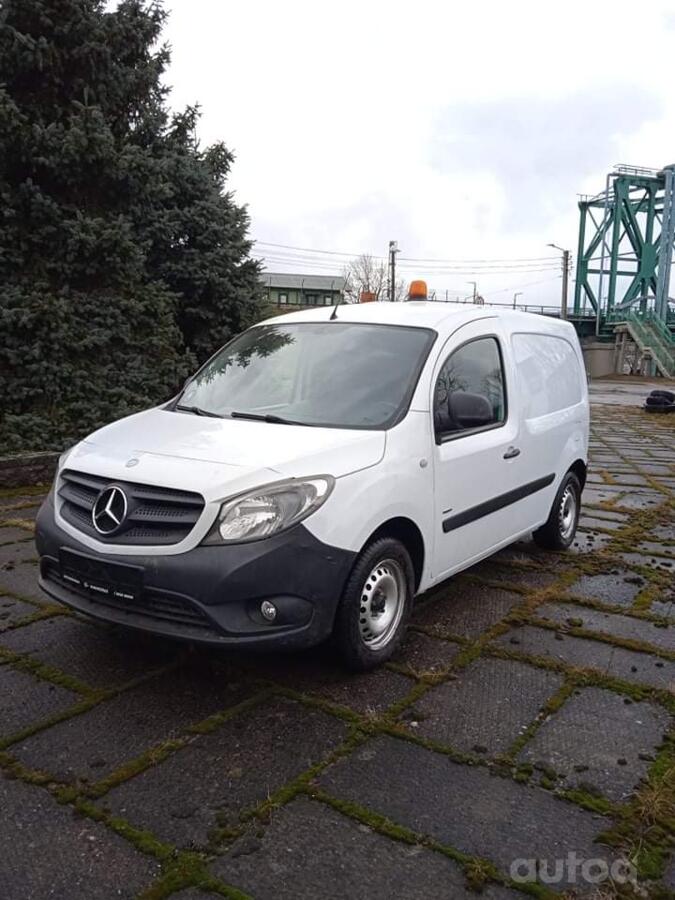 Mercedes-Benz Citan W415 Minivan