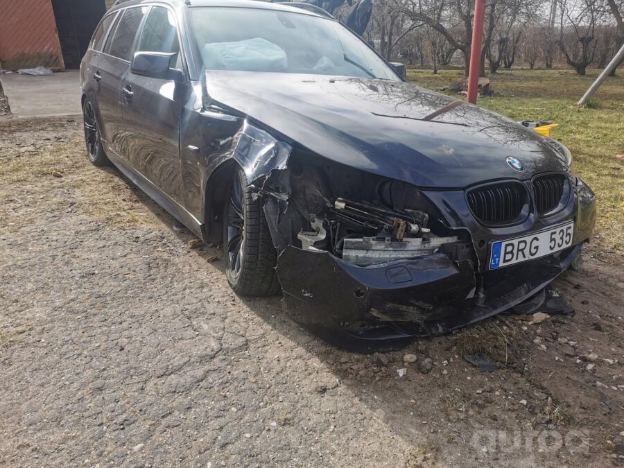 BMW 5 Series E60/E61 Touring wagon