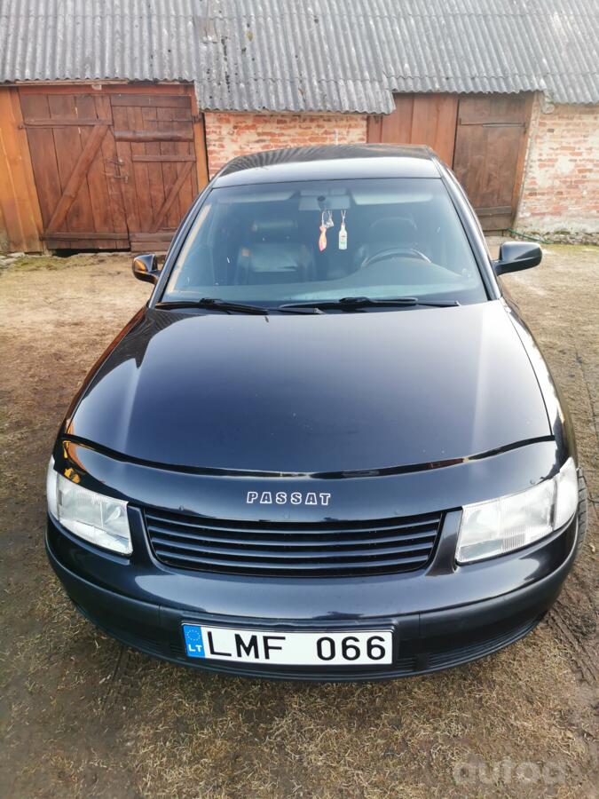 Volkswagen Passat B5 Sedan 4-doors