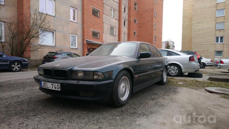 BMW 7 Series E38 Sedan