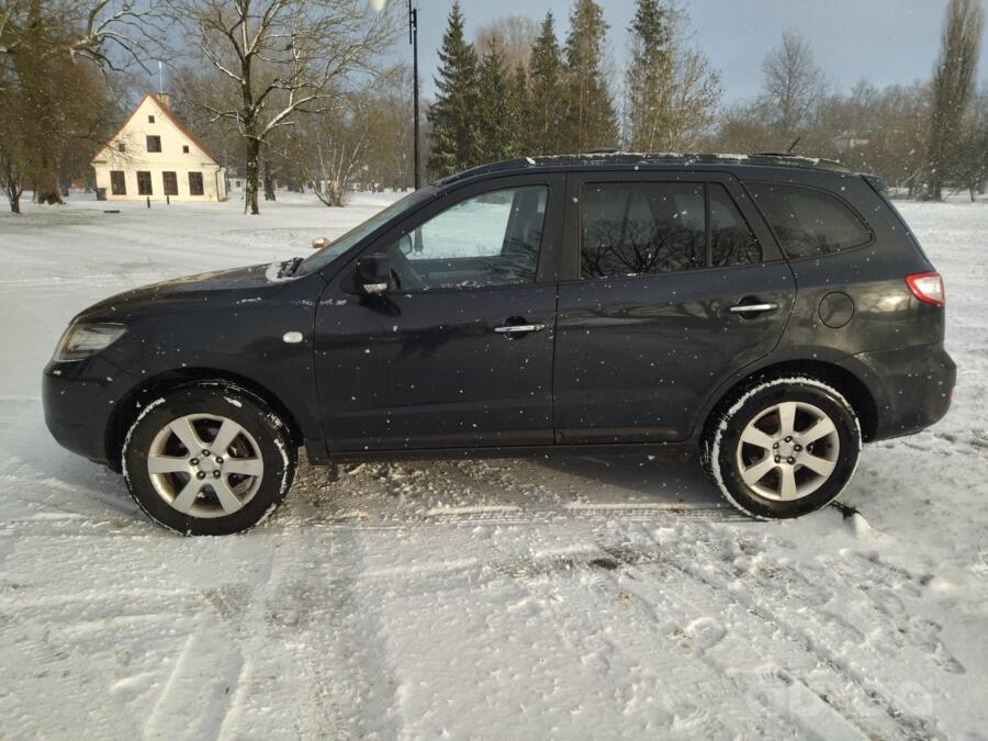 Hyundai Santa Fe CM Crossover