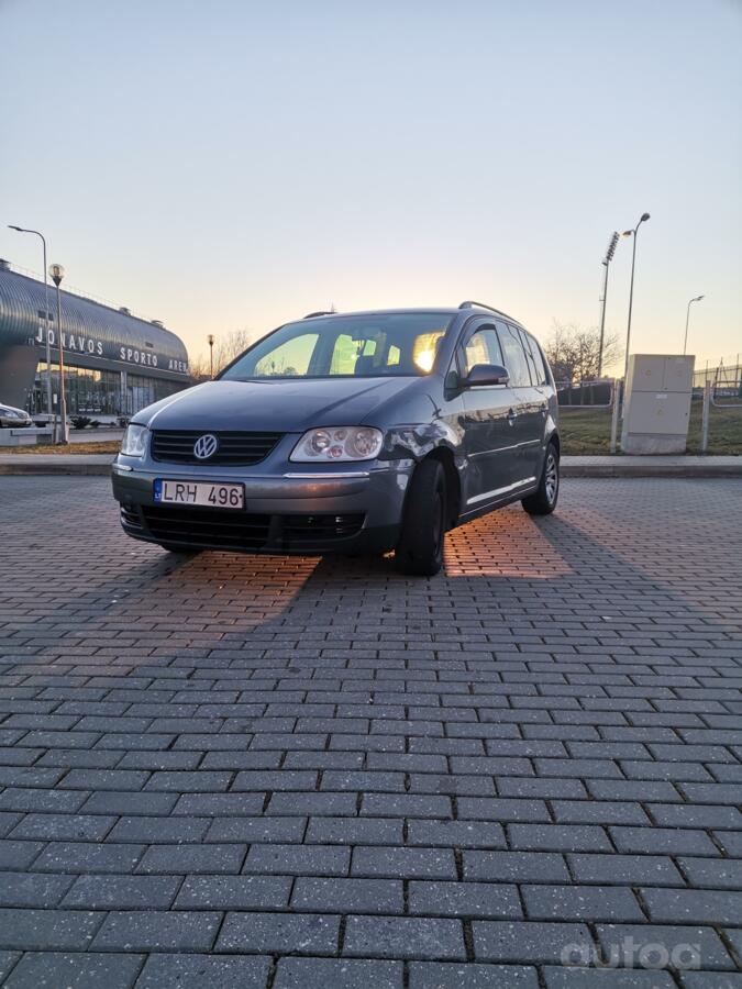 Volkswagen Touran 1 generation Minivan