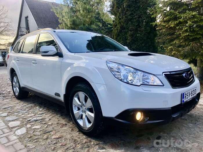Subaru Outback 4 generation wagon