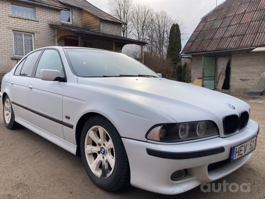 BMW 5 Series E39 Sedan 4-doors
