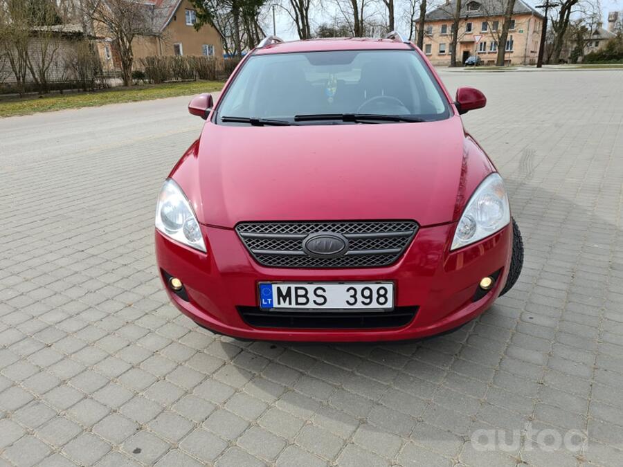 Kia Cee'd 1 generation SW wagon