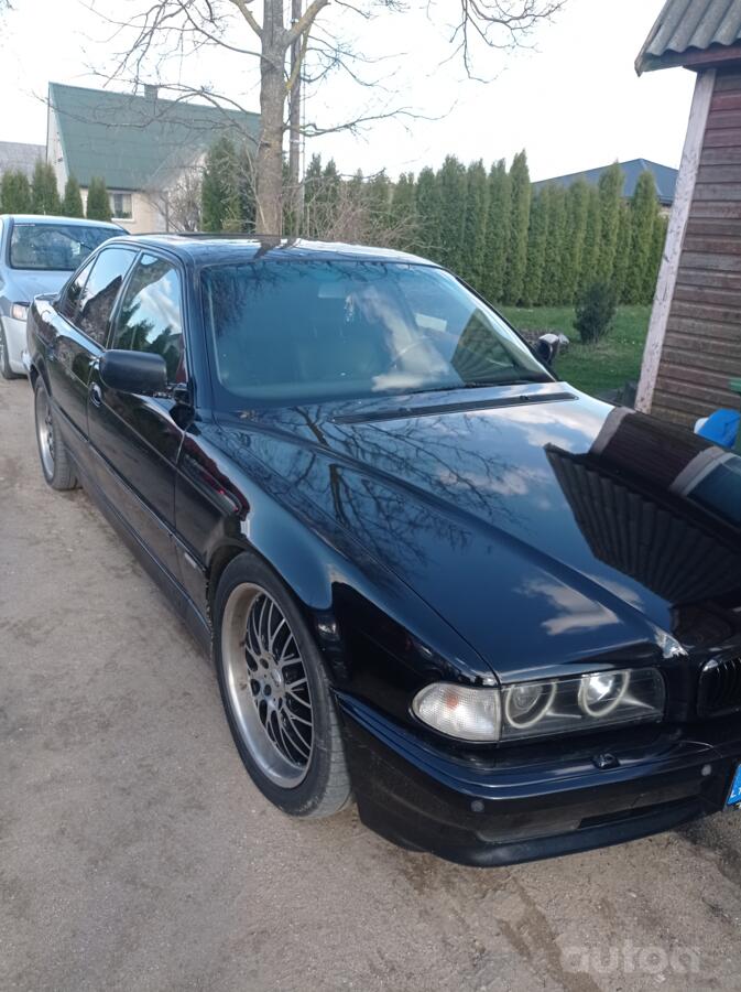 BMW 7 Series E38 Sedan
