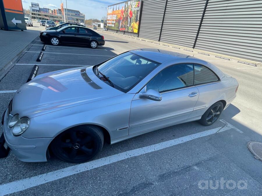 Mercedes-Benz CLK-Class C209 Coupe-Hardtop