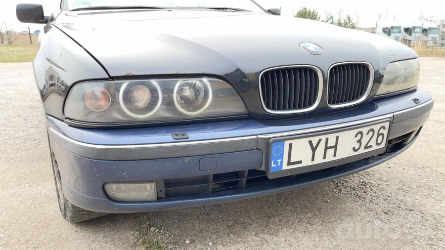 BMW 5 Series E39 Touring wagon