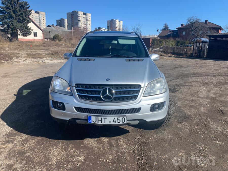 Mercedes-Benz M-Class W164 Crossover 5-doors
