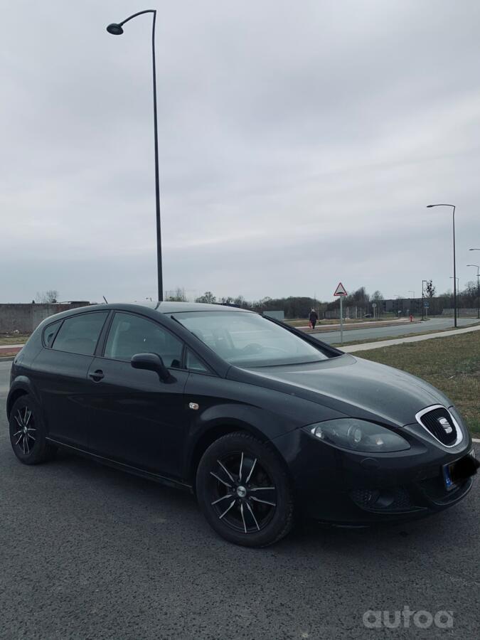 SEAT Leon 2 generation Hatchback 5-doors